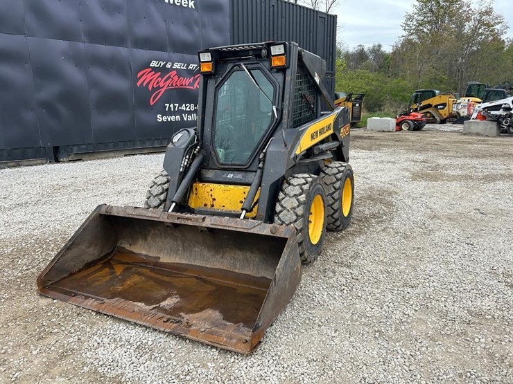 new-holland-l170-image-8