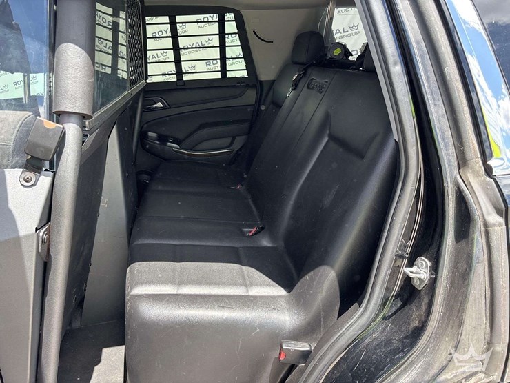2019-chevrolet-tahoe-image-24