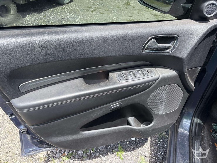 2019-dodge-durango-image-14