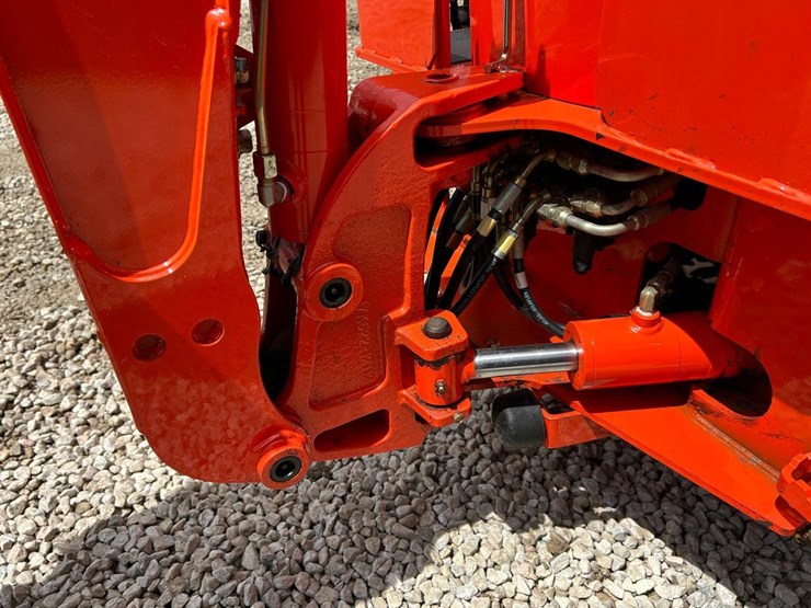 kubota-bx24-image-16