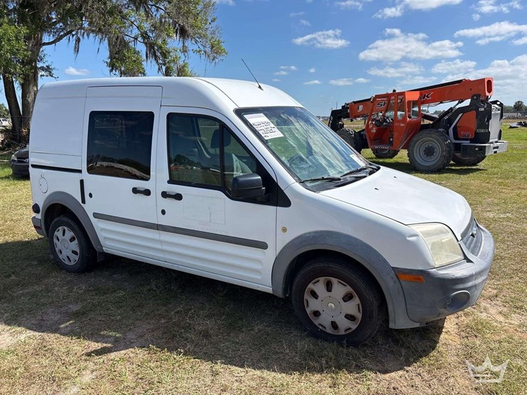 2012-ford-transit-connect-image-2