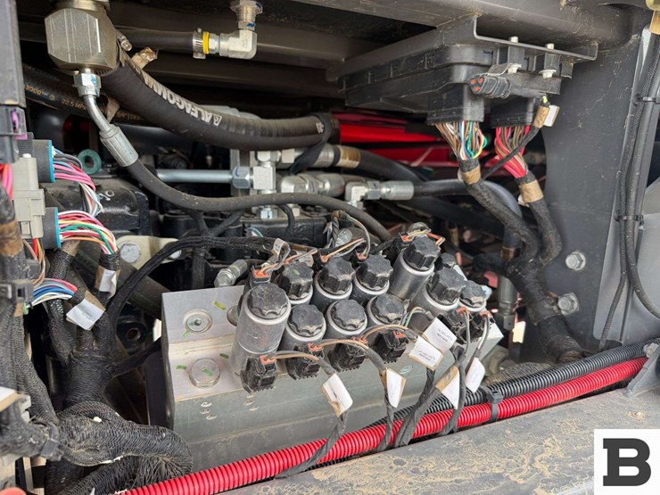2019-massey-ferguson-wr9970-image-46