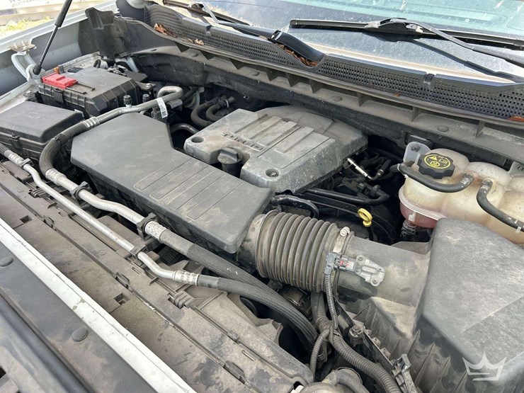 2022-chevrolet-silverado-1500-image-10