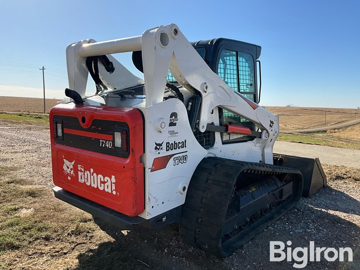 2018-bobcat-t740-image-5