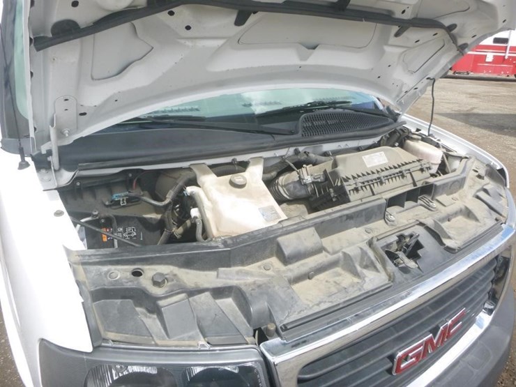 2021-gmc-3500-image-14