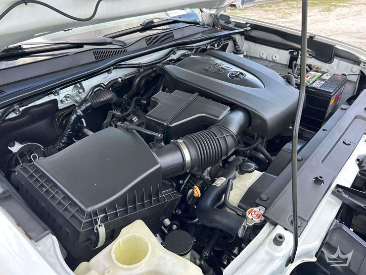2020-toyota-tacoma-image-8