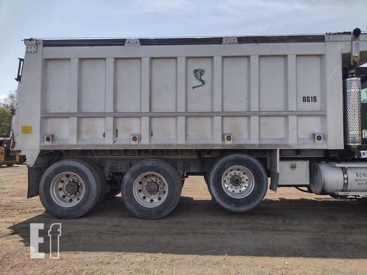 1999-kenworth-t800-image-26