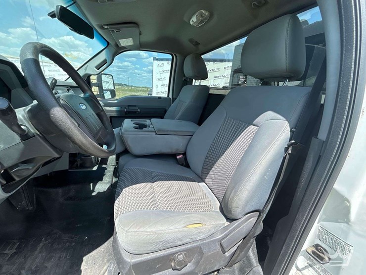 2016-ford-f350-image-23