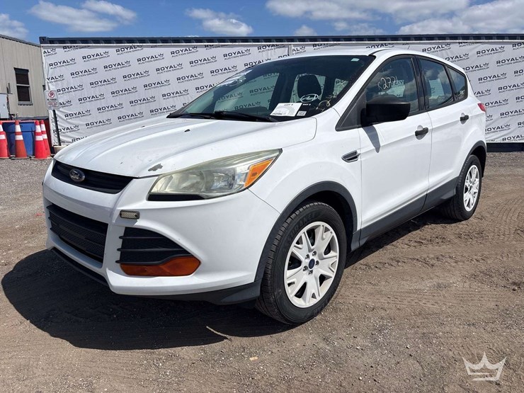 2016-ford-escape-image-1