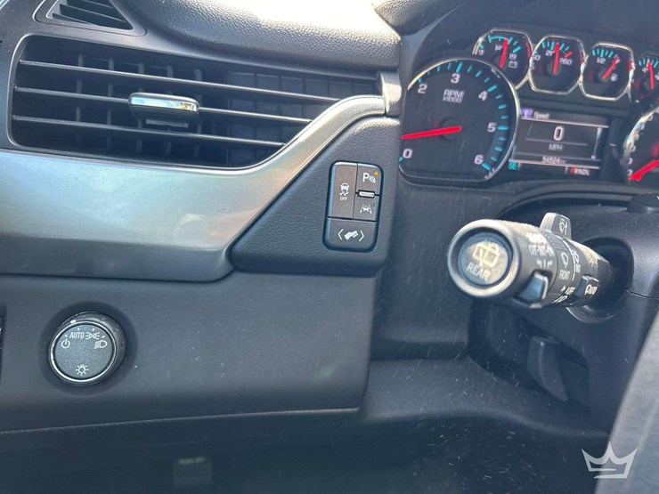 2019-chevrolet-tahoe-image-14