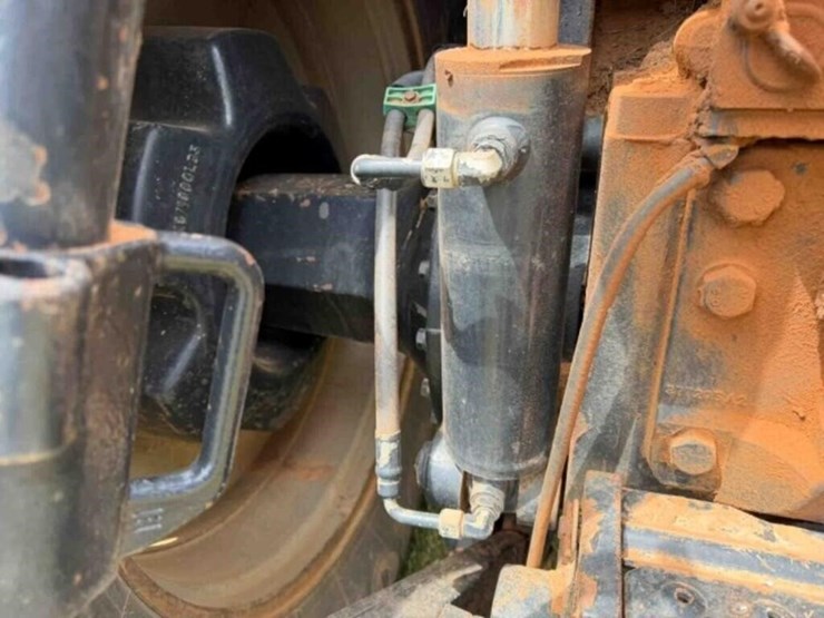 case-mx285-tractor-image-23