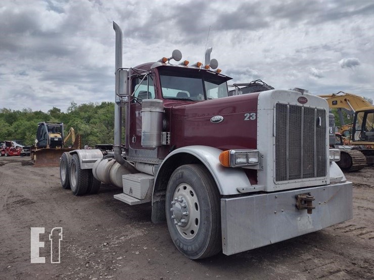 2005-peterbilt-379-image-40