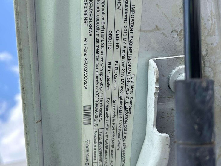 2019-ford-f450-image-25