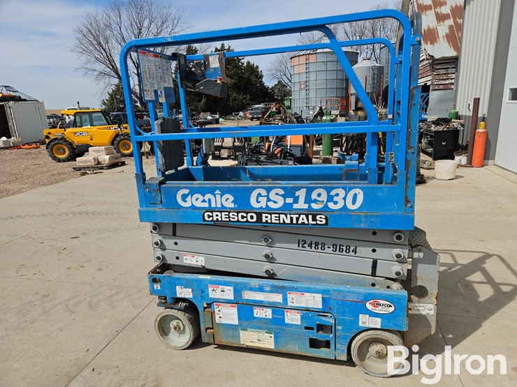 2016-genie-gs1930-image-8