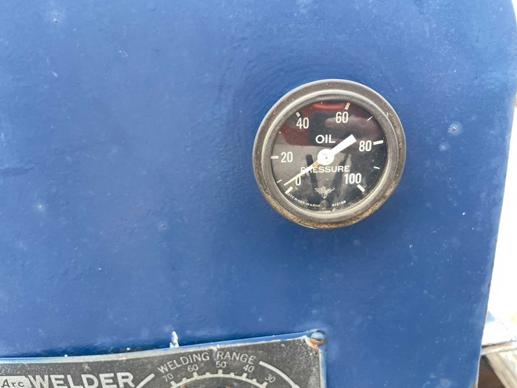 #4090-•-lincoln-shield-arc-welder-image-33