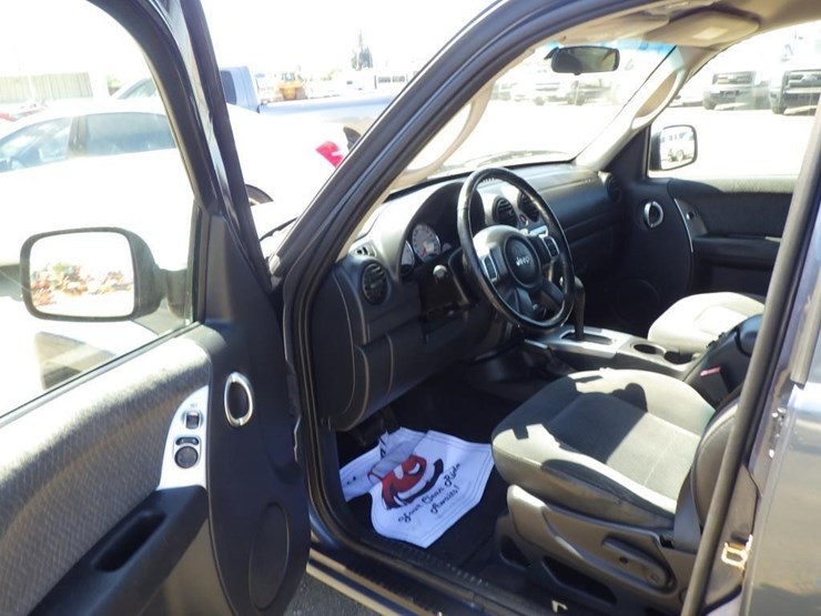 2002-jeep-liberty-image-5