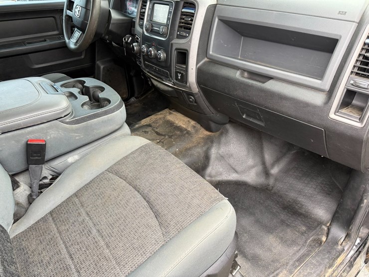 2019-dodge-1500-image-44