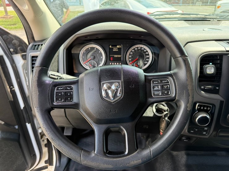 2018-dodge-1500-image-40