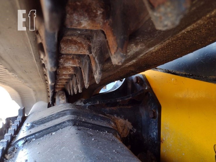 2024-jcb-3ts-8t-image-14