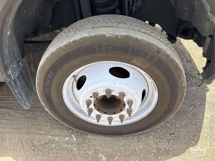 2019-ford-f450-image-34
