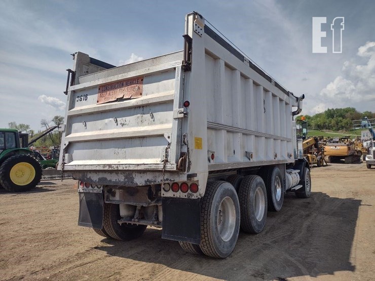 1999-kenworth-t800-image-39