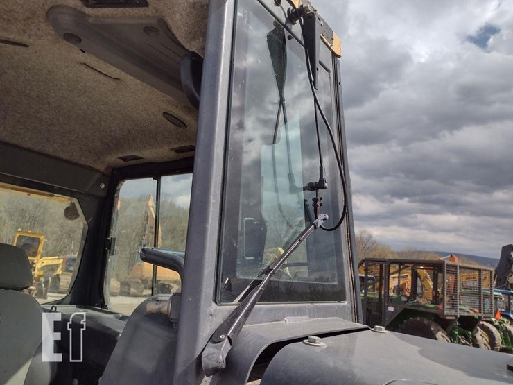 deere-650k-lgp-image-37