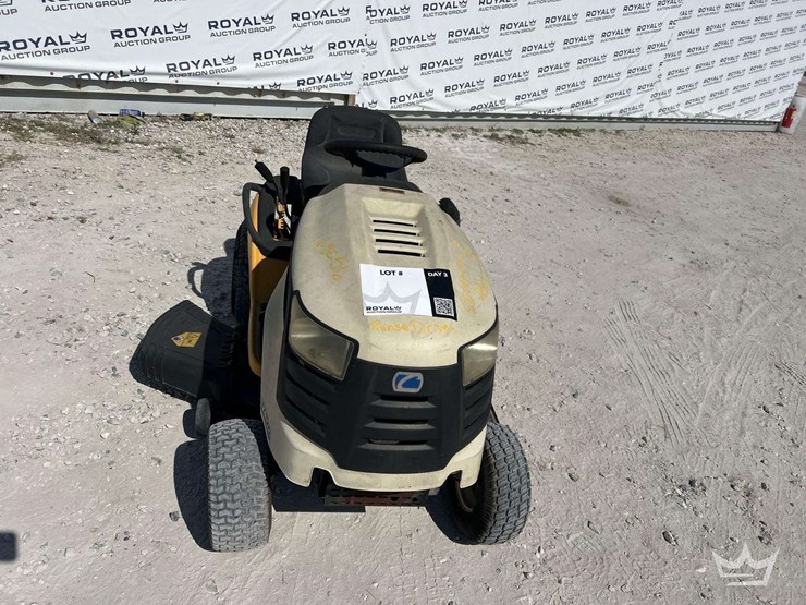2011-cub-cadet-ltx1040-image-16