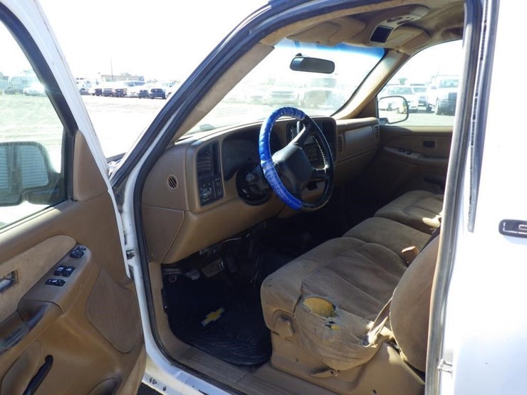 2000-chevrolet-2500-image-5
