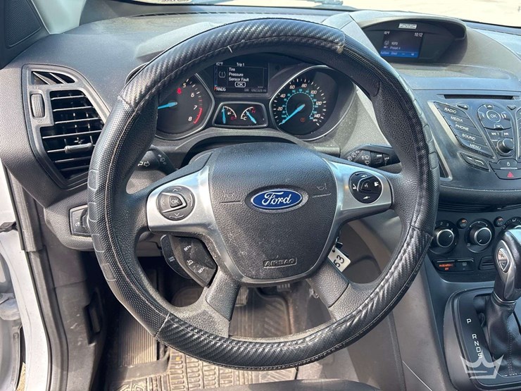 2016-ford-escape-image-13