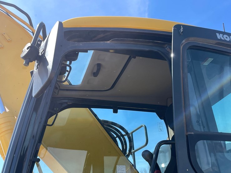 2022-komatsu-pc238us-lc-11-image-52