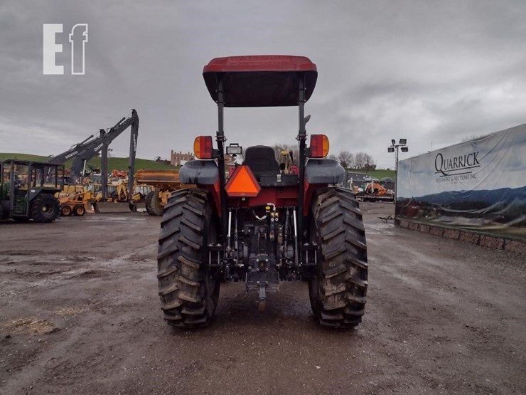 2013-case-ih-farmall-110a-image-4