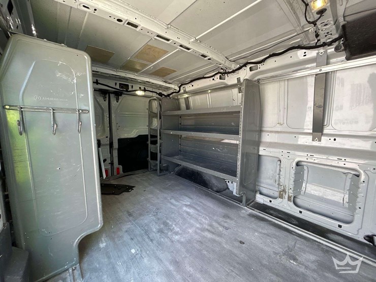2017-ford-transit-image-24