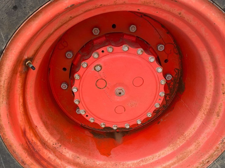 #4063-•-case-tractor-image-16