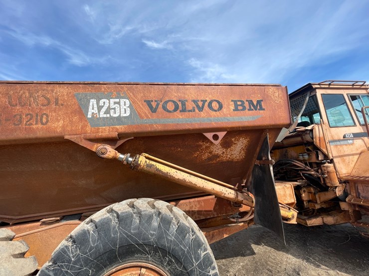 volvo-a25b-image-30