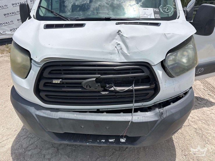 2015-ford-transit-image-7
