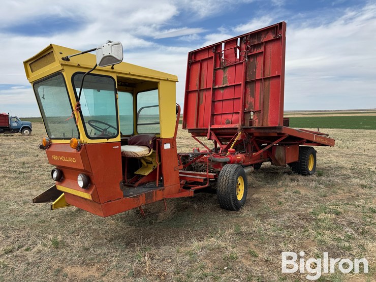 new-holland-1049-image-1