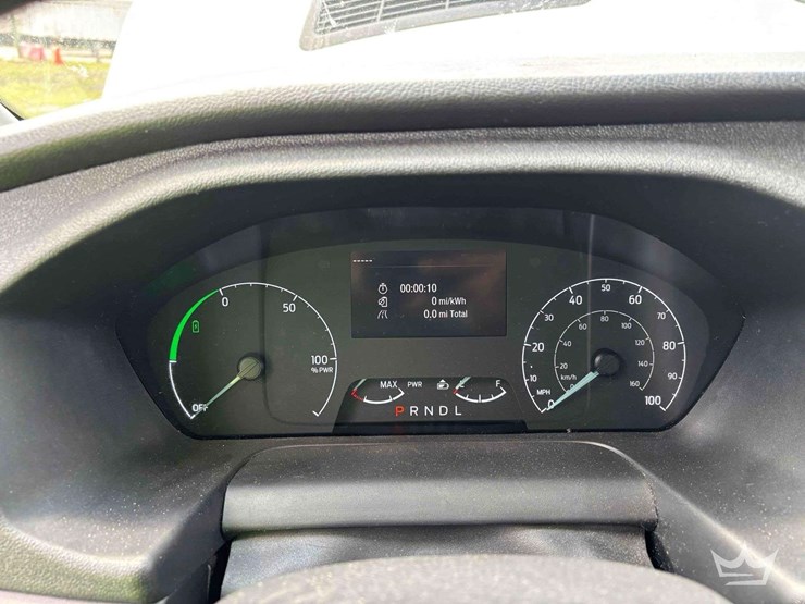 2023-ford-cargo-image-21