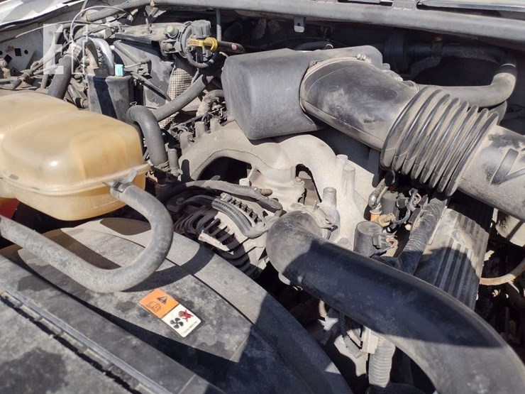 2005-ford-f450-image-38