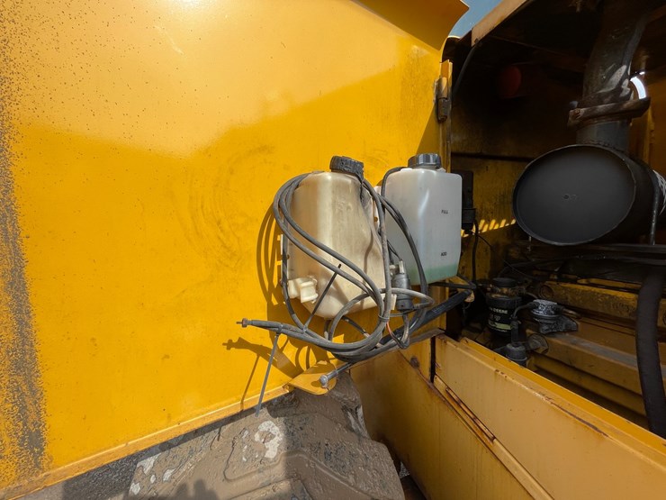 2000-deere-544h-image-34