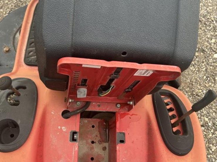 troy-bilt-bronco-image-11