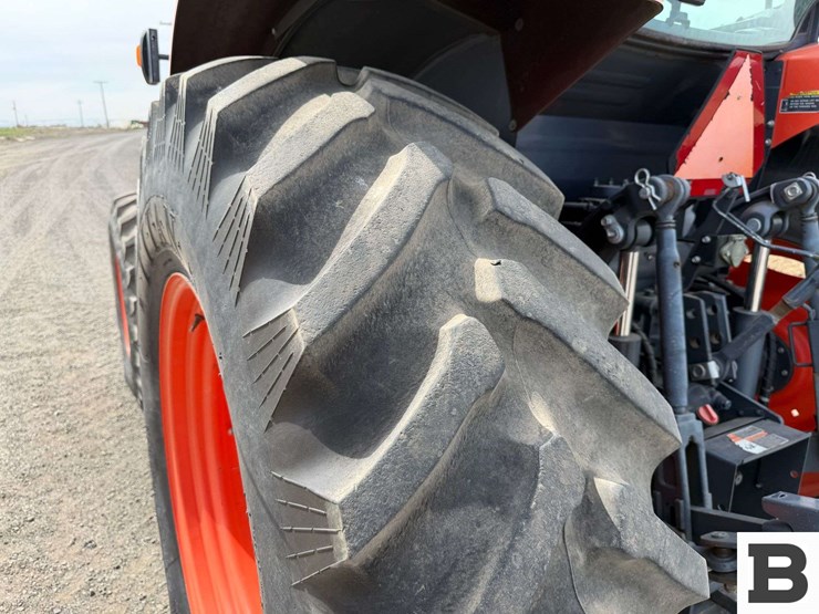 2013-kubota-m110gx-image-21