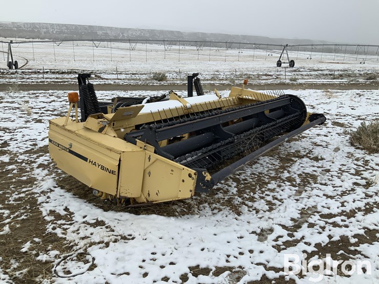 new-holland-2324-image-3