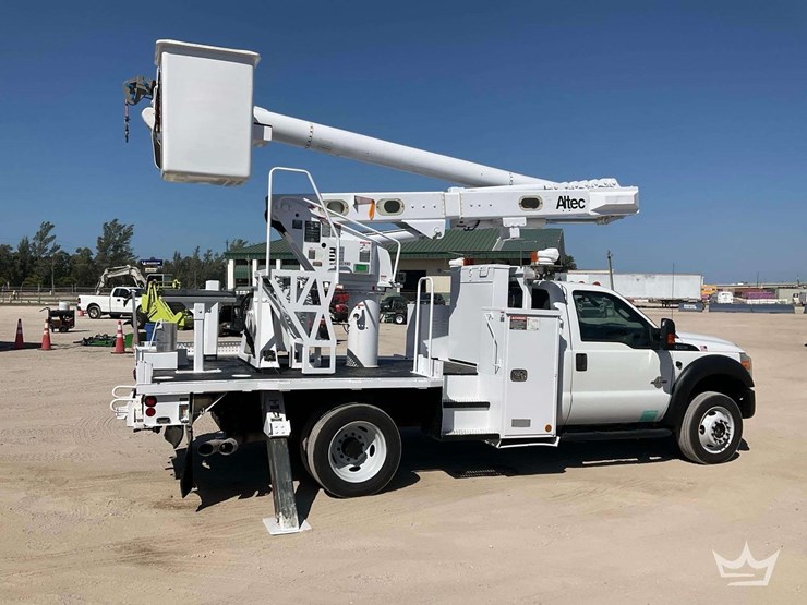 2015-altec-l37m-image-22