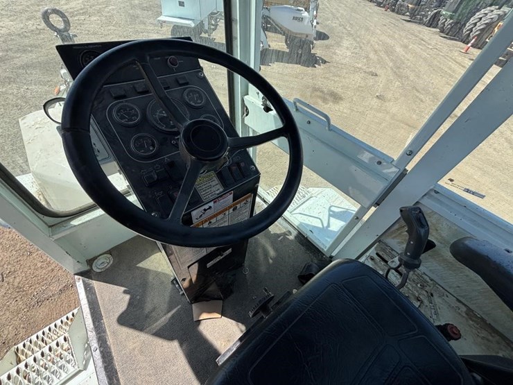 2005-rosco-rb48-image-23