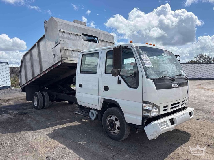 2007-isuzu-npr-image-2