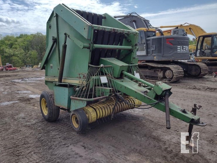 john-deere-410-image-26