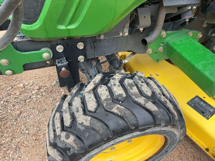 2006-john-deere-2305-image-25