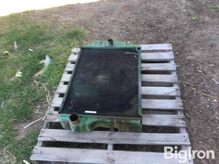 john-deere-4455-image-2
