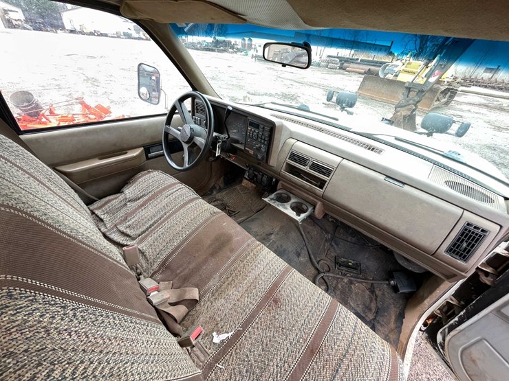 1993-chevrolet-3500-image-36