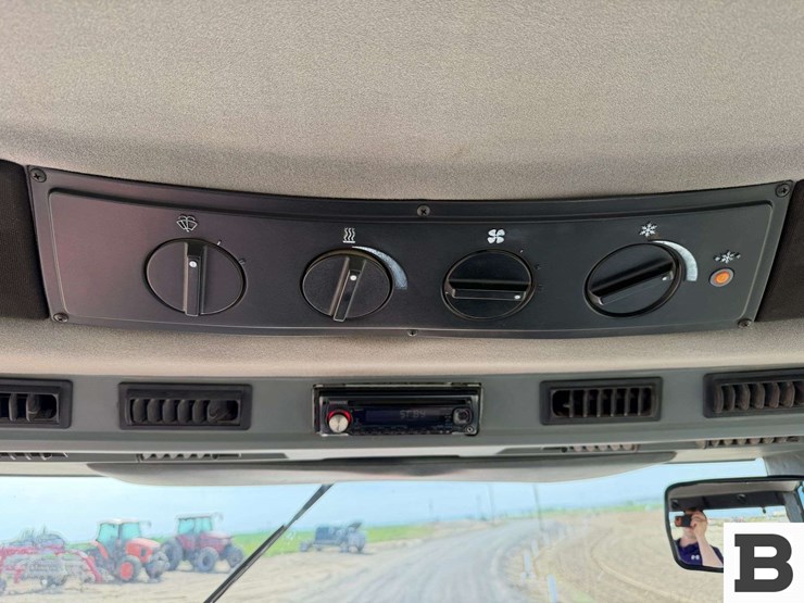 1998-case-ih-8940-image-68
